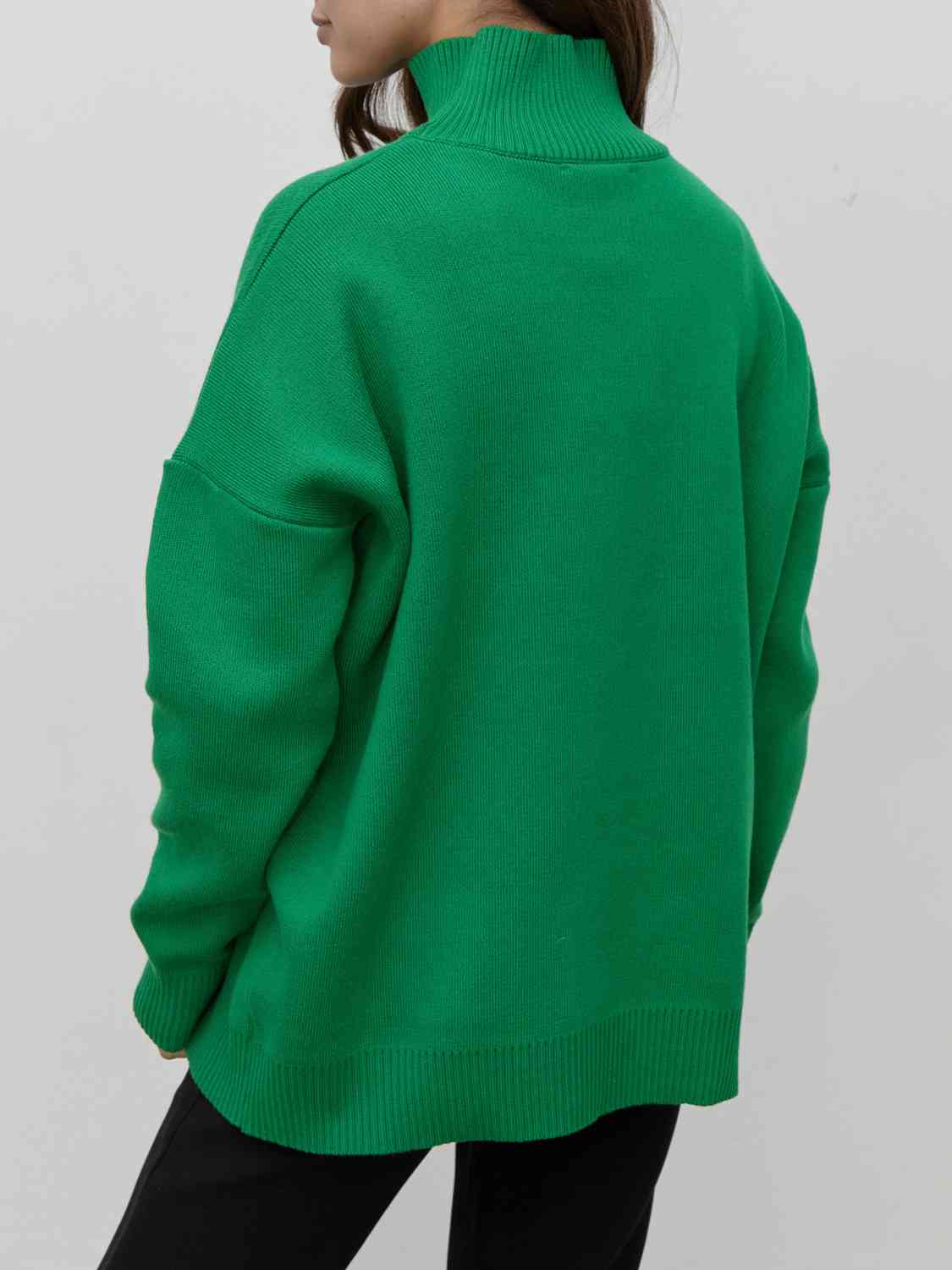 MW | Modischer und minimalistischer Pullover