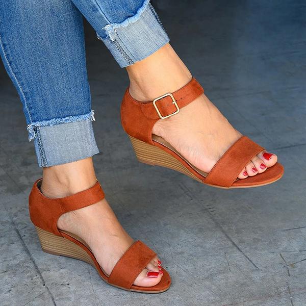 Nelly Designers | Damen Keilsandalen mit Knöchelriemen