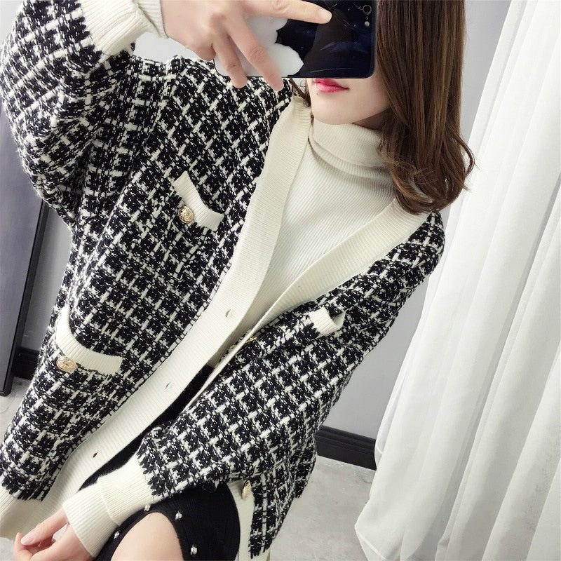 MW | Klassische und elegante Winter-Strickjacke