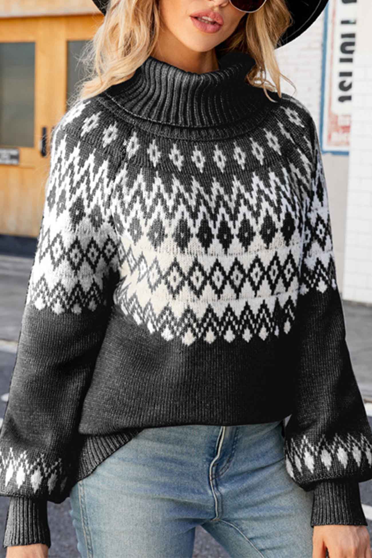 MW | Modischer und minimalistischer Pullover