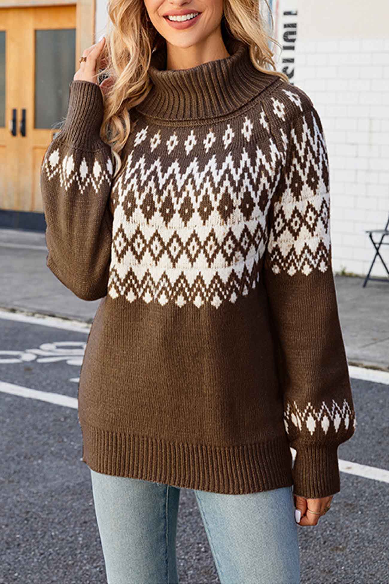 MW | Modischer und minimalistischer Pullover