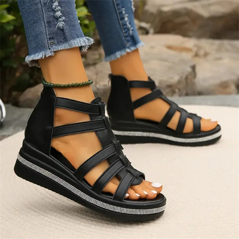 Nelly Designers | Strassbesetzte Keilsandalen