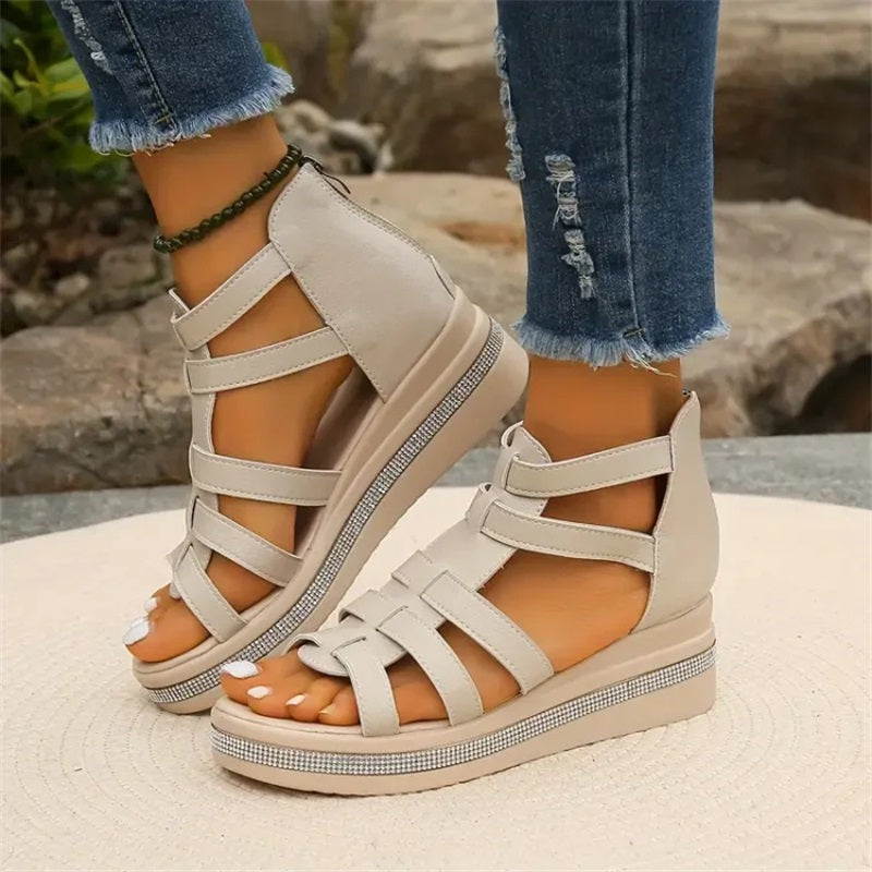 Nelly Designers | Strassbesetzte Keilsandalen