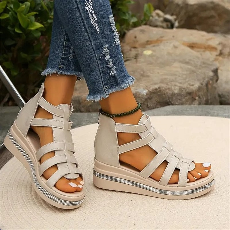 Nelly Designers | Strassbesetzte Keilsandalen