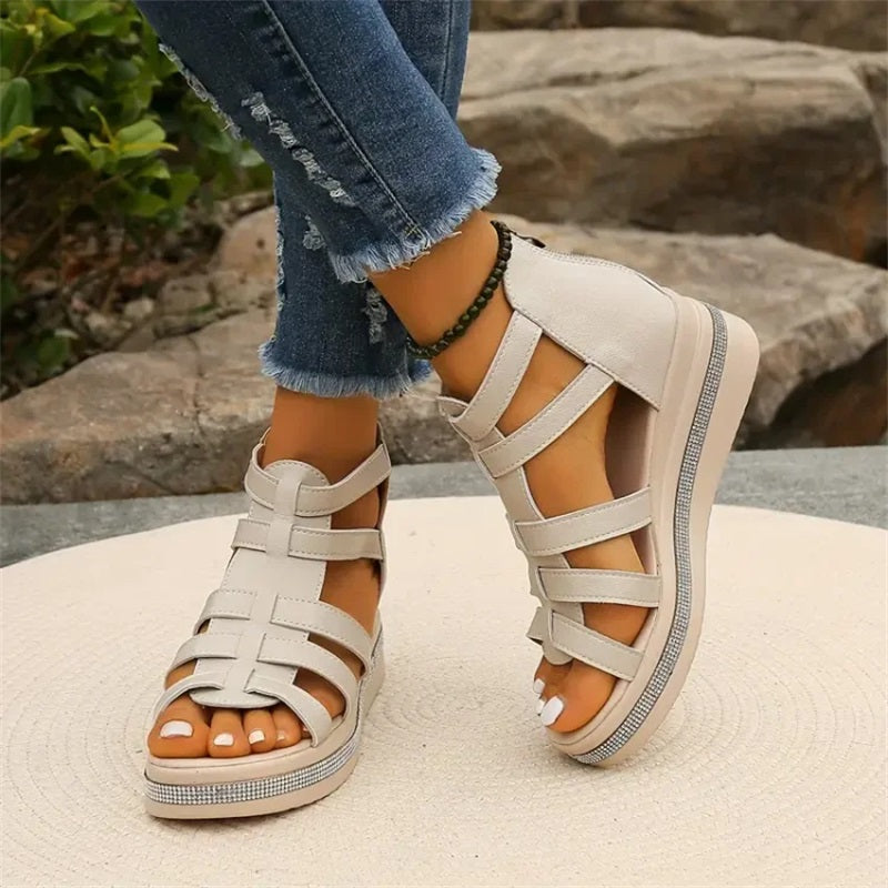 Nelly Designers | Strassbesetzte Keilsandalen