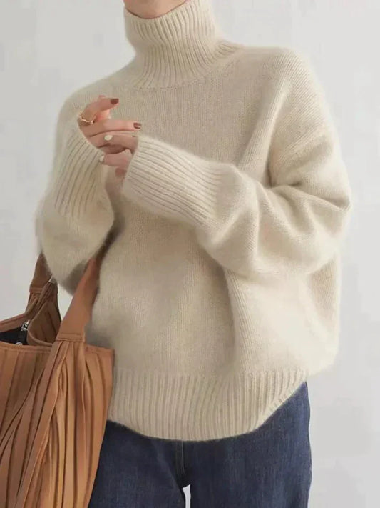 MW | Minimalistischer Strickpullover mit hohem Halsausschnitt