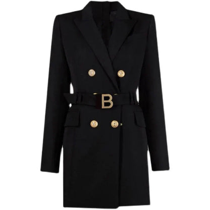 MW | Modisches und minimalistisches Winterkleid