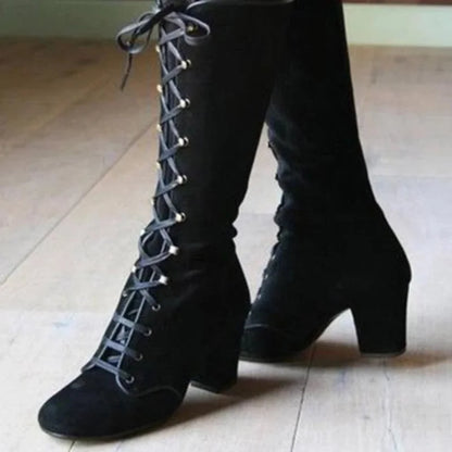 Nelly Designers | Handgefertigte Schnürstiefel für Frauen